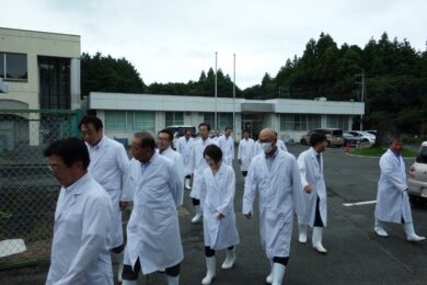 茨城県動物指導センターに視察に行きました。